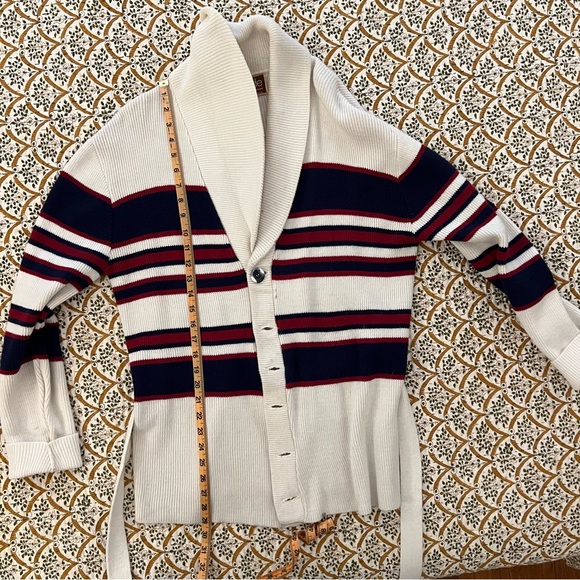 Vintage 1970s Shawl Collar Striped Belted Cowichan Wrap Sweater Cardigan - Picture 4 of 12